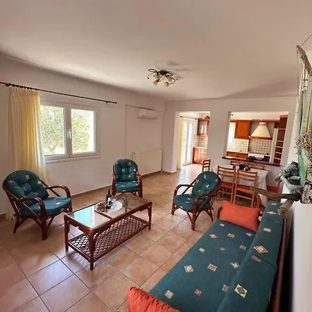 Edem Villa